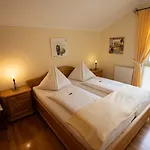 Chalet Olympia *